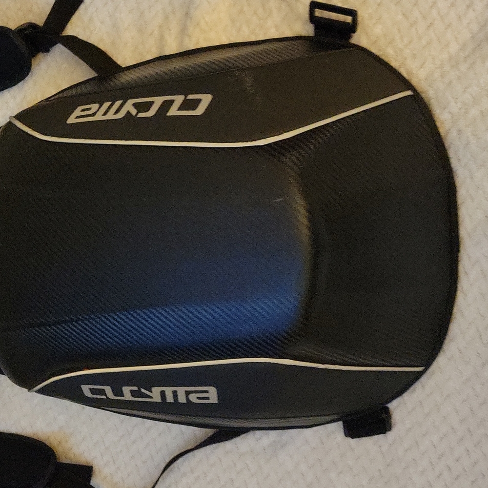Motorcycle backpack - Picture 2 of 4